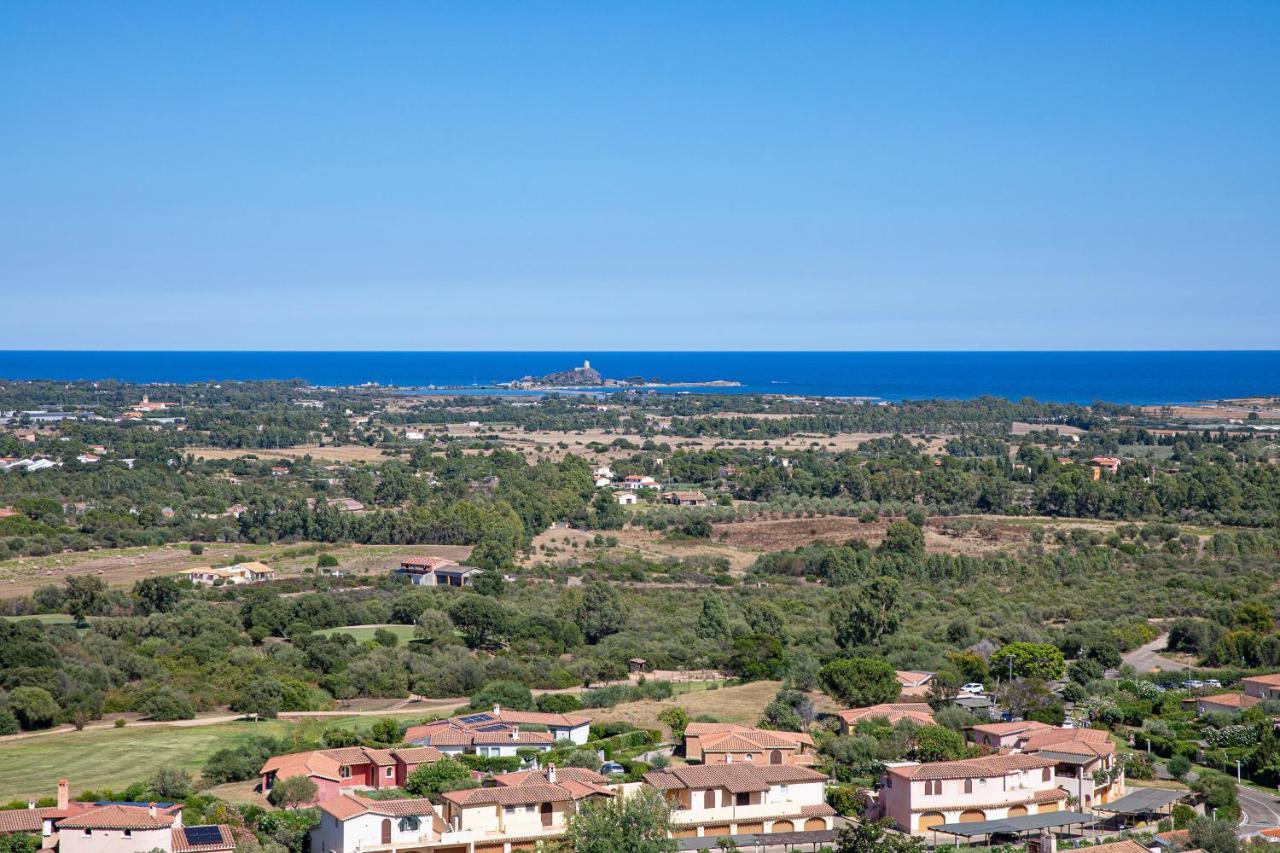 Le Ginestre Aparthotel Pula Esterno foto